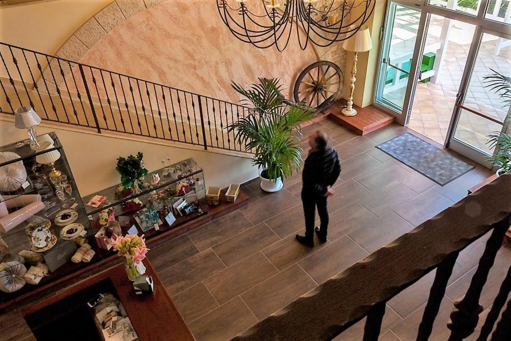 Hotel Zabbara Ликата Экстерьер фото